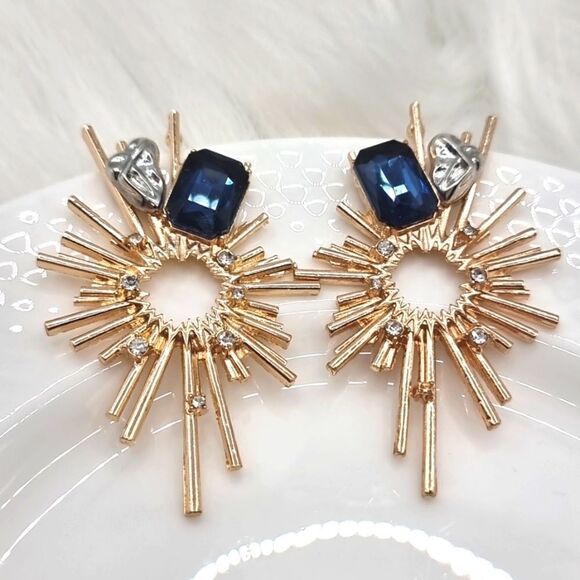 New 18k ANTHROPOLOGIE JEWELED STARBURST evening earrings - Picture 1 of 11